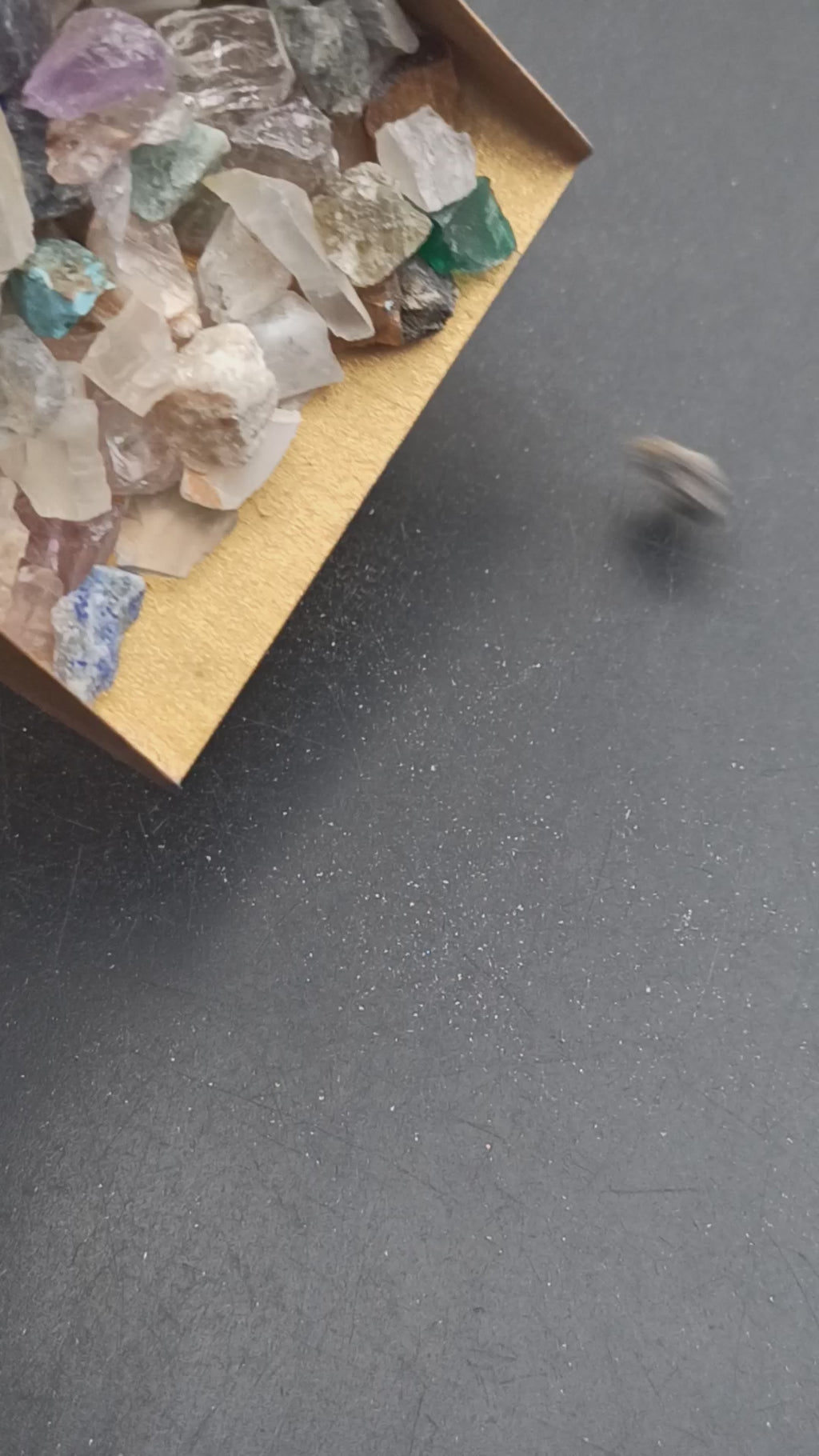 Earthmines Multi Natural Stones Gemstone Crushed 1-3mm Natural Loose Stone for Orgonite, Jewelry, Reiki, Chakra Healing & Home Decor