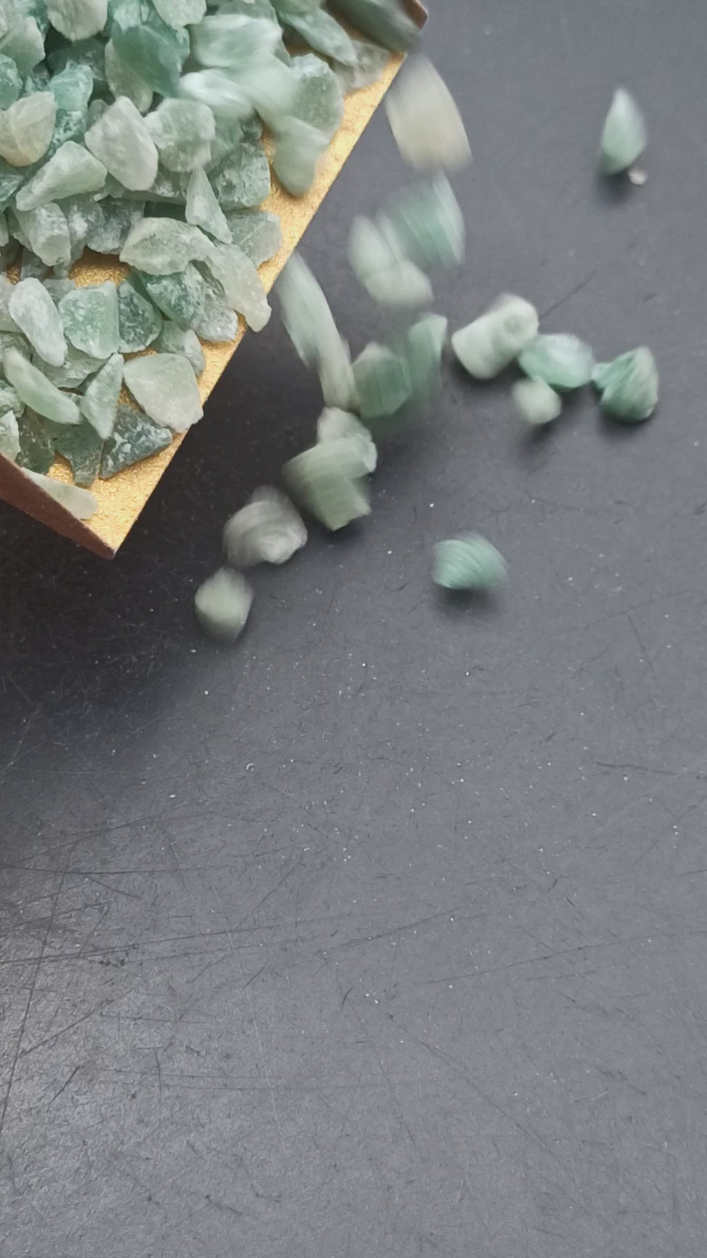 Earthmines Green Myke Gemstone Crushed 3-5mm Natural Loose Stone for Vase Fillers, Crystal Decor, Reiki, Chakra Healing & Feng Shui