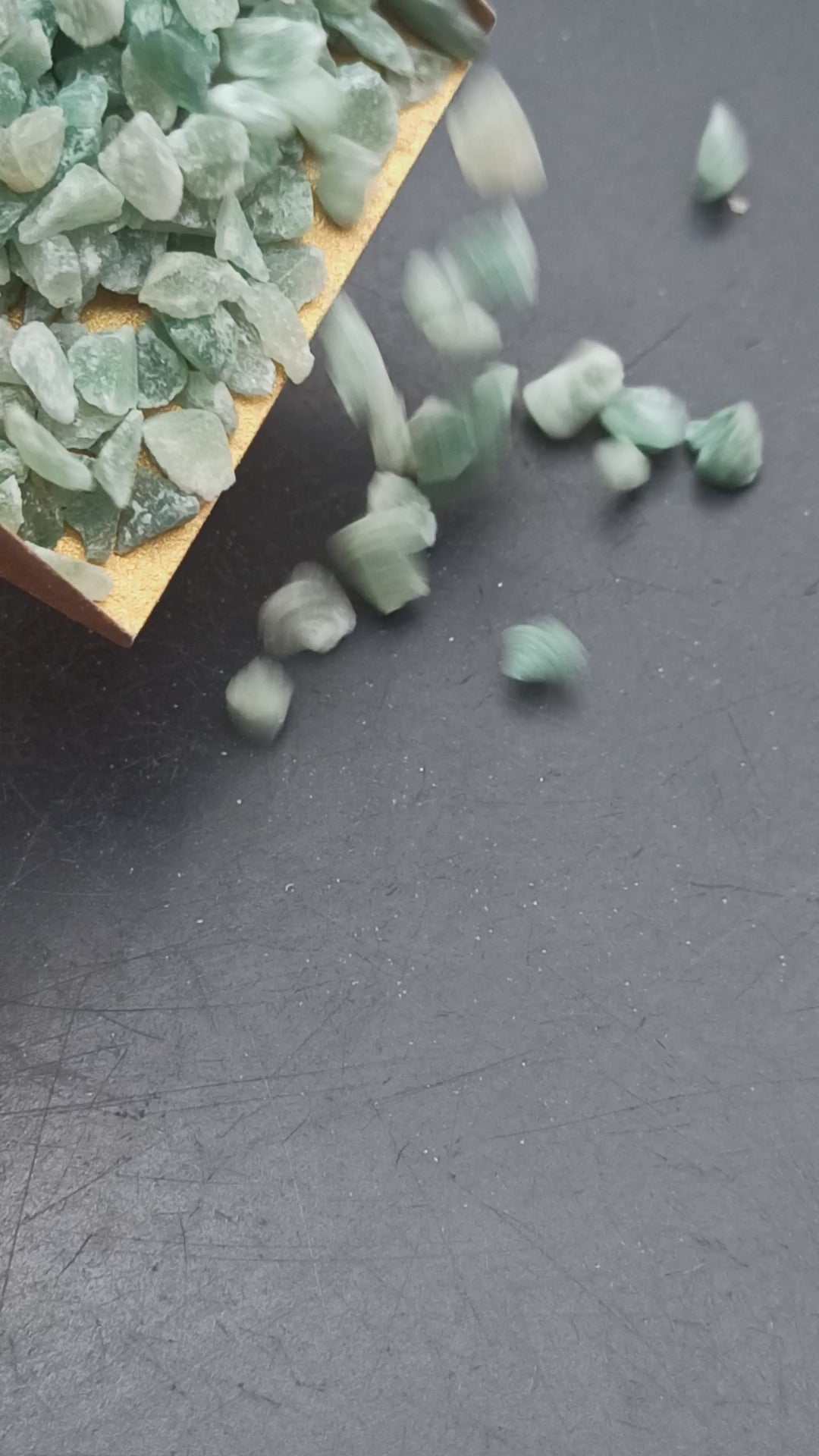 Earthmines Green Myke Gemstone Crushed 3-5mm Natural Loose Stone for Vase Fillers, Crystal Decor, Reiki, Chakra Healing & Feng Shui